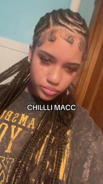 @itz_moan
