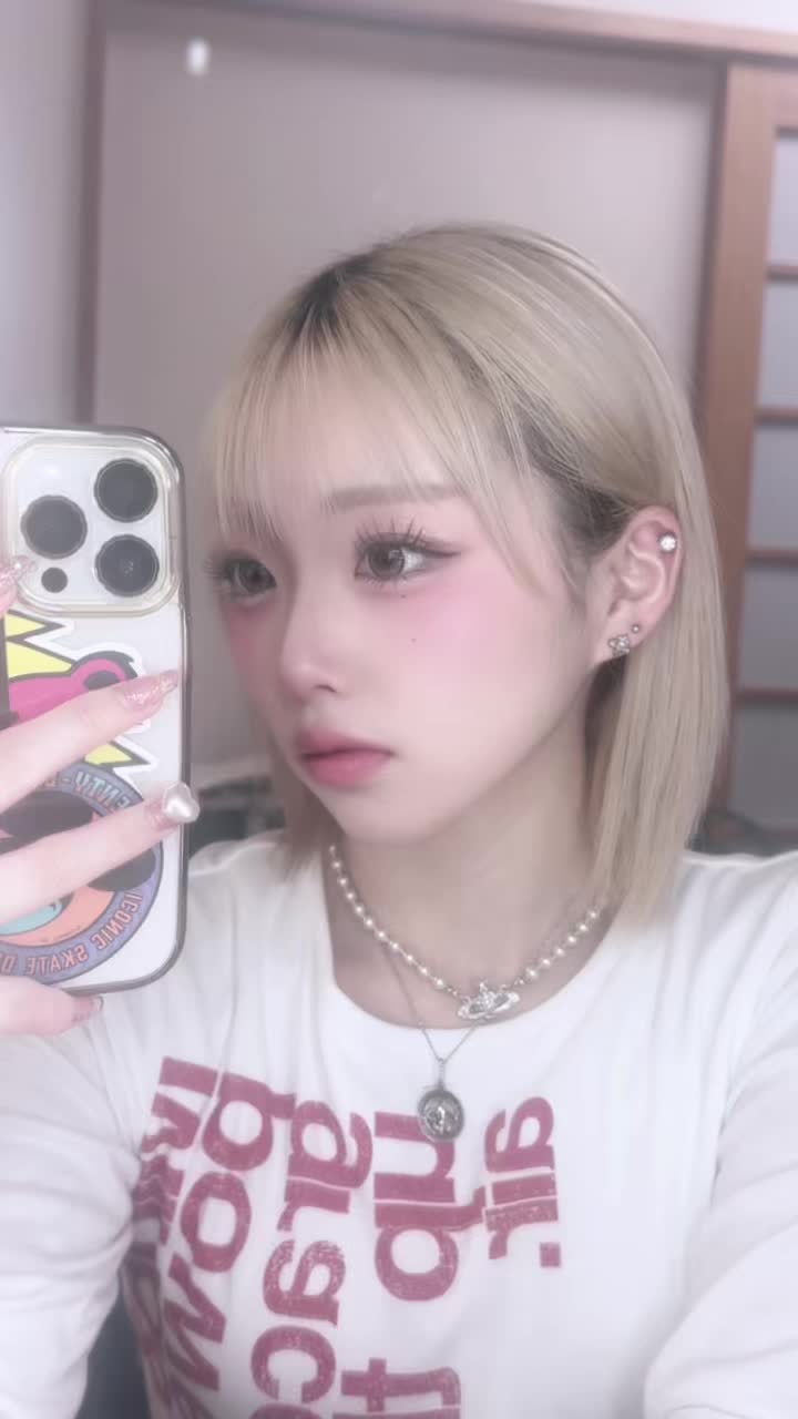@𝐣