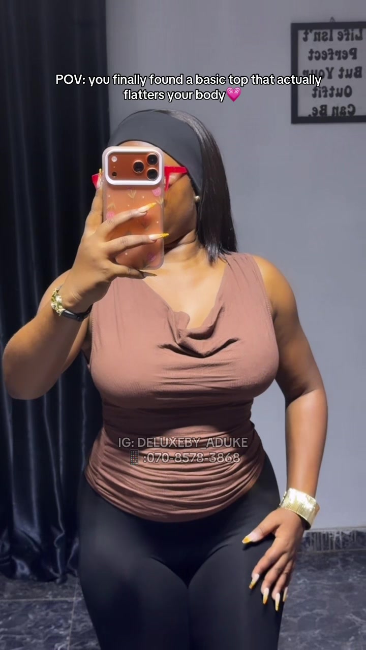 @Deluxebyaduke (CLOTHING STORE)