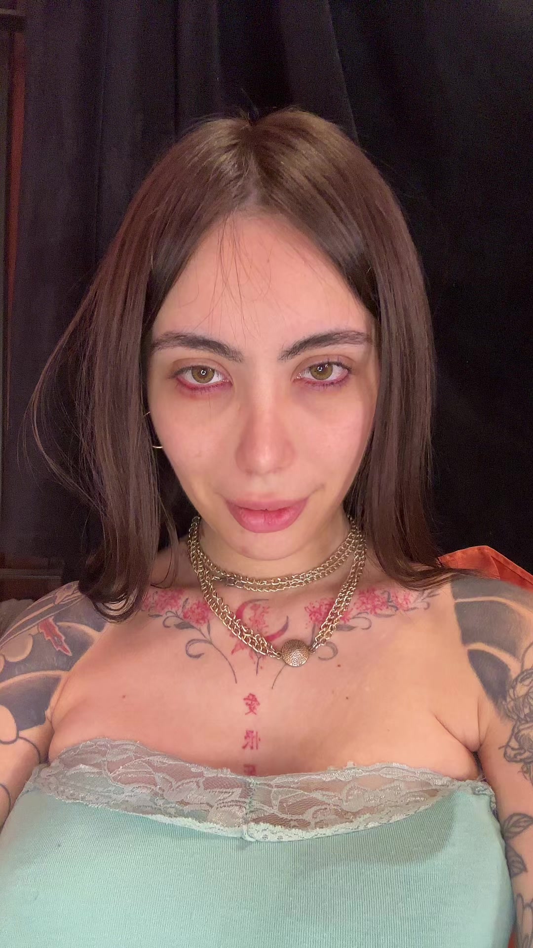 @vikoriveros00