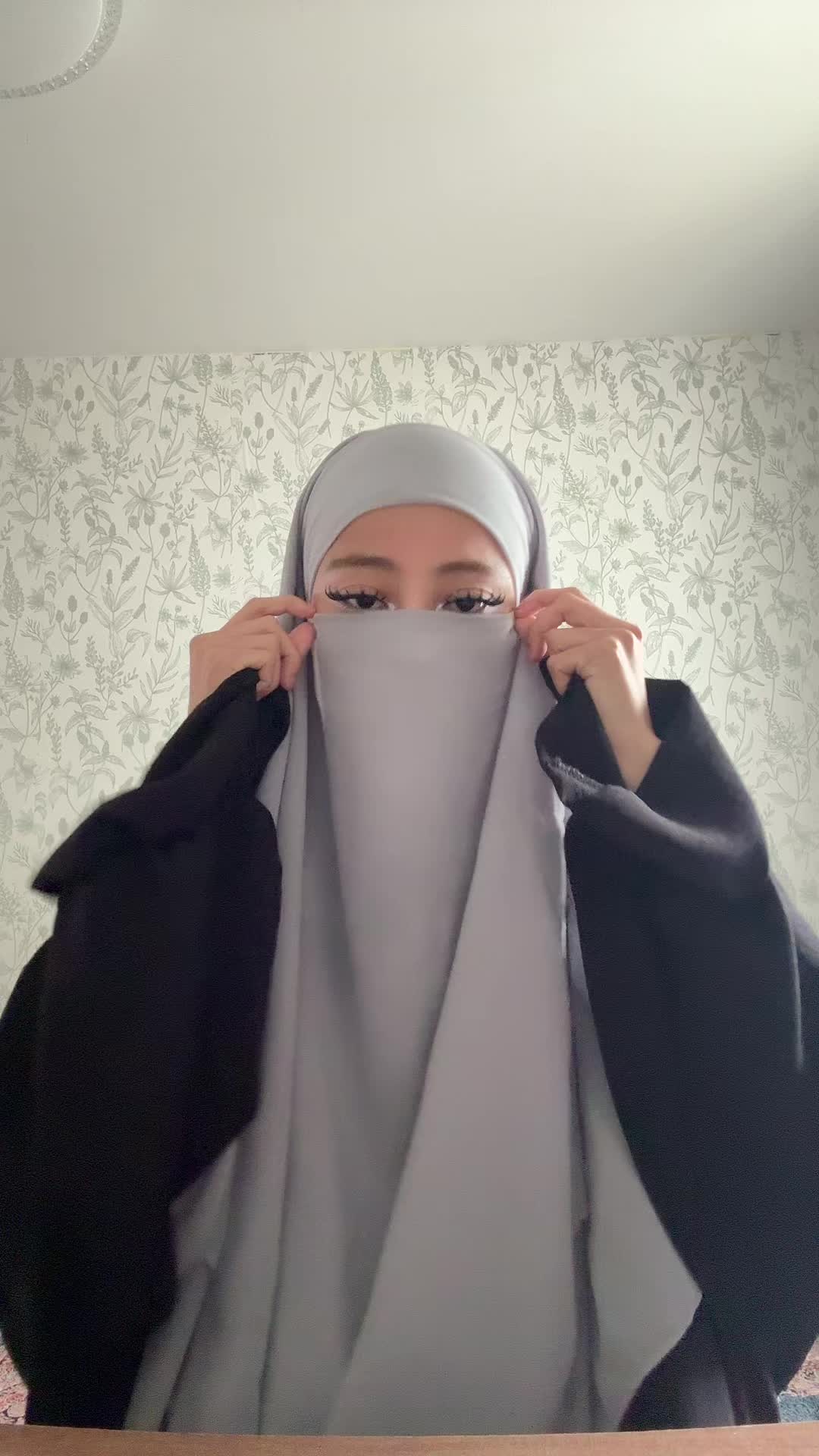 @M 🌸 H I