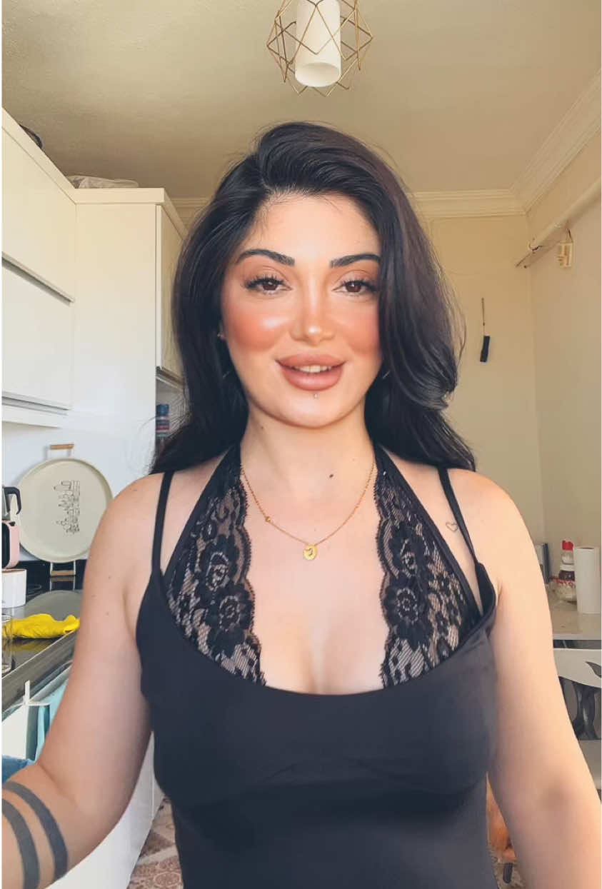 @Gözde Karataştan