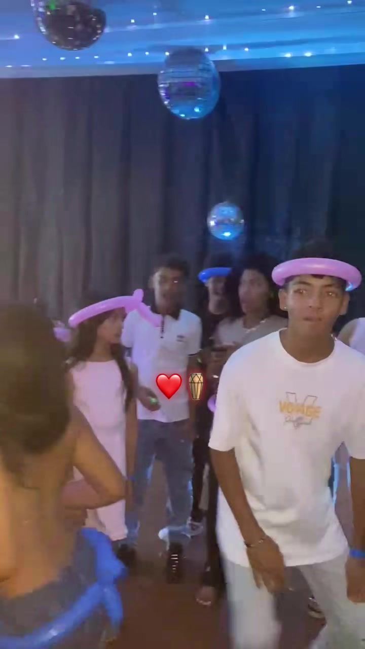 @Valentina🍒🫠