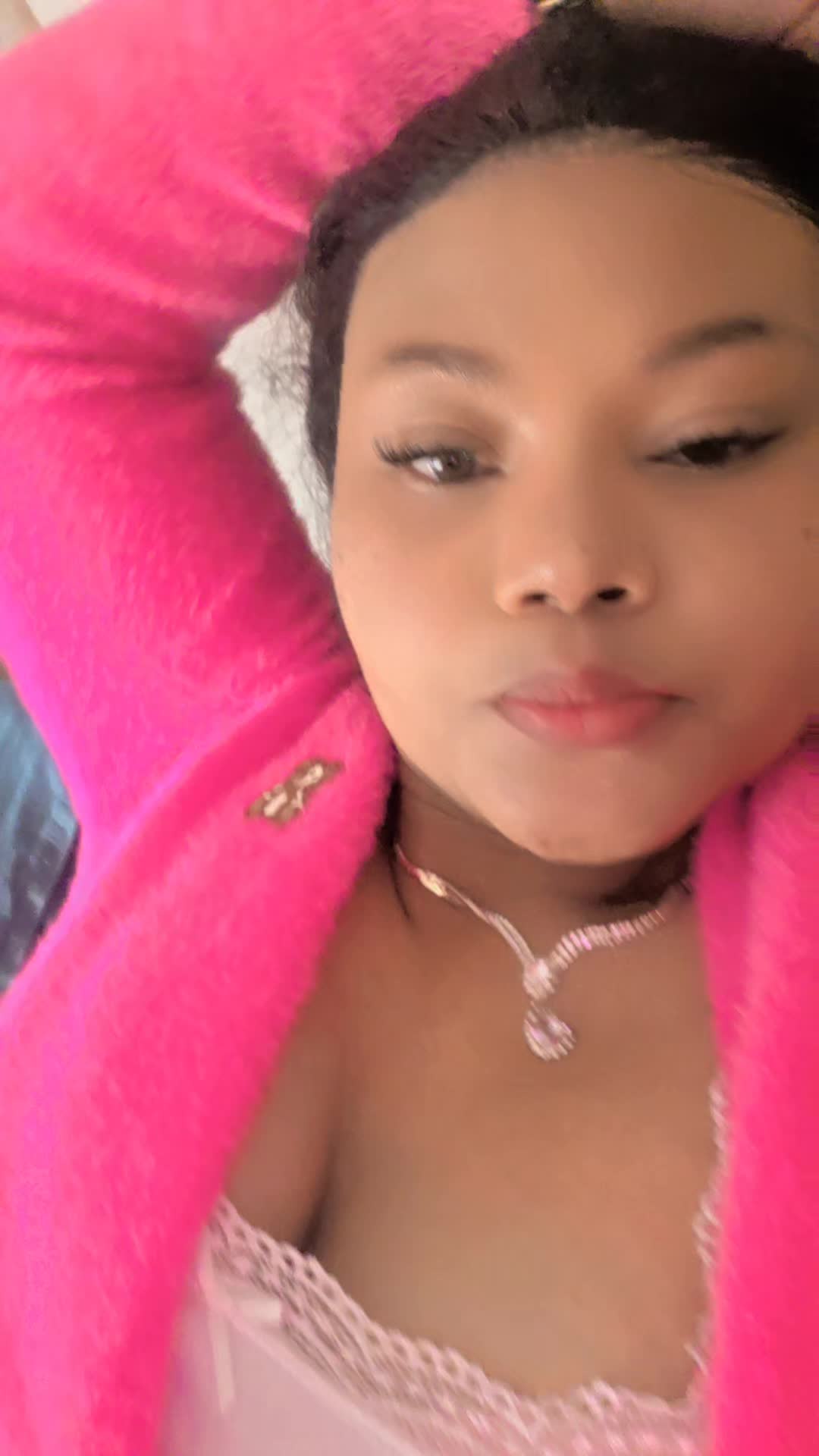 @Dee