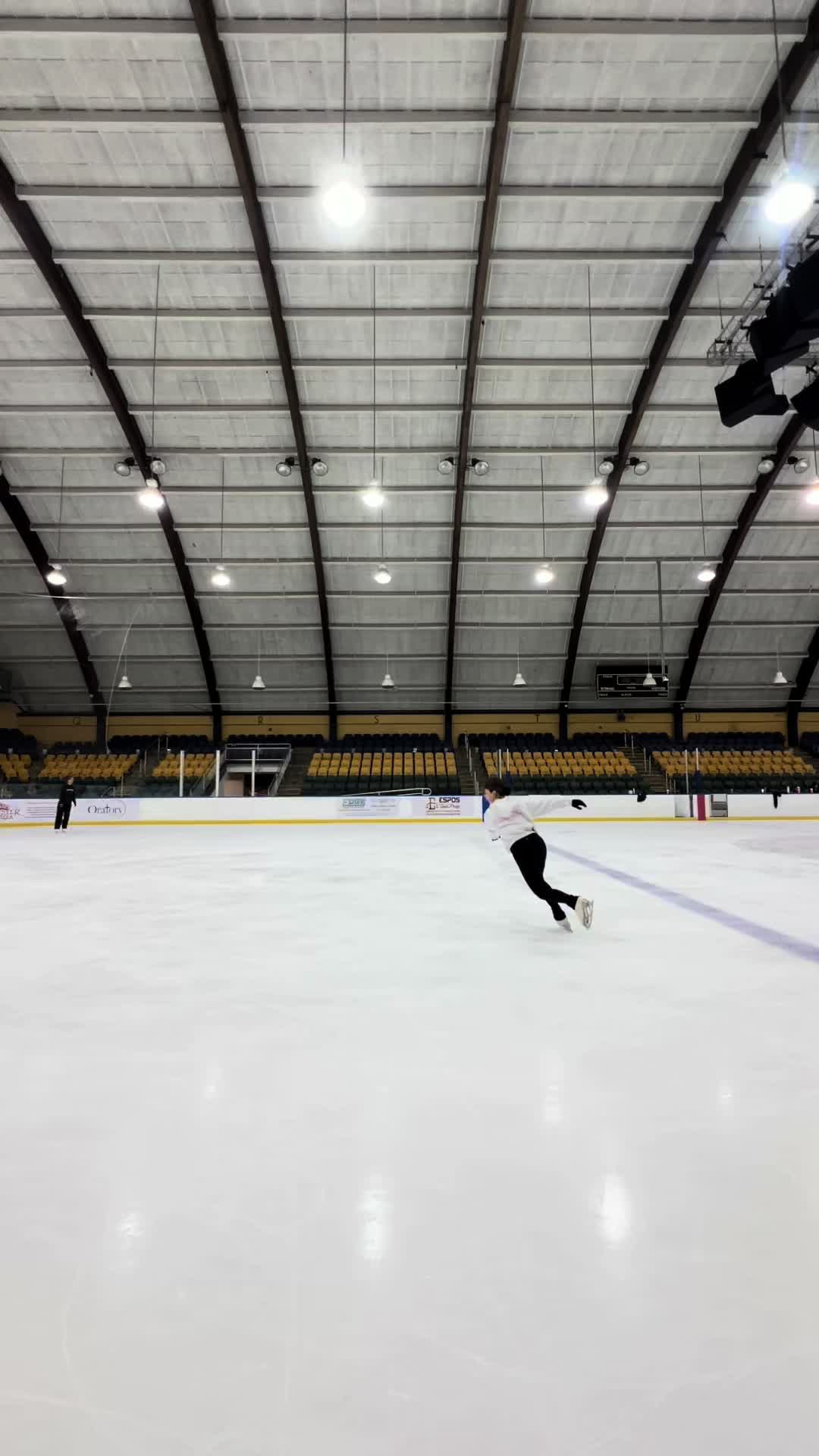 @mia🌟⛸️
