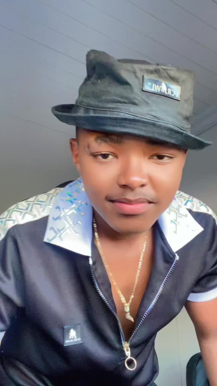 @Gibhida_Jola
