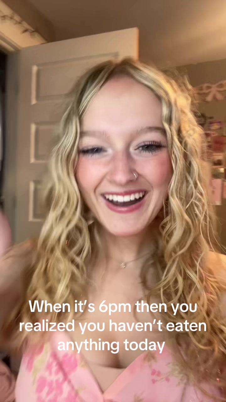 @_imliterlilyawesome_