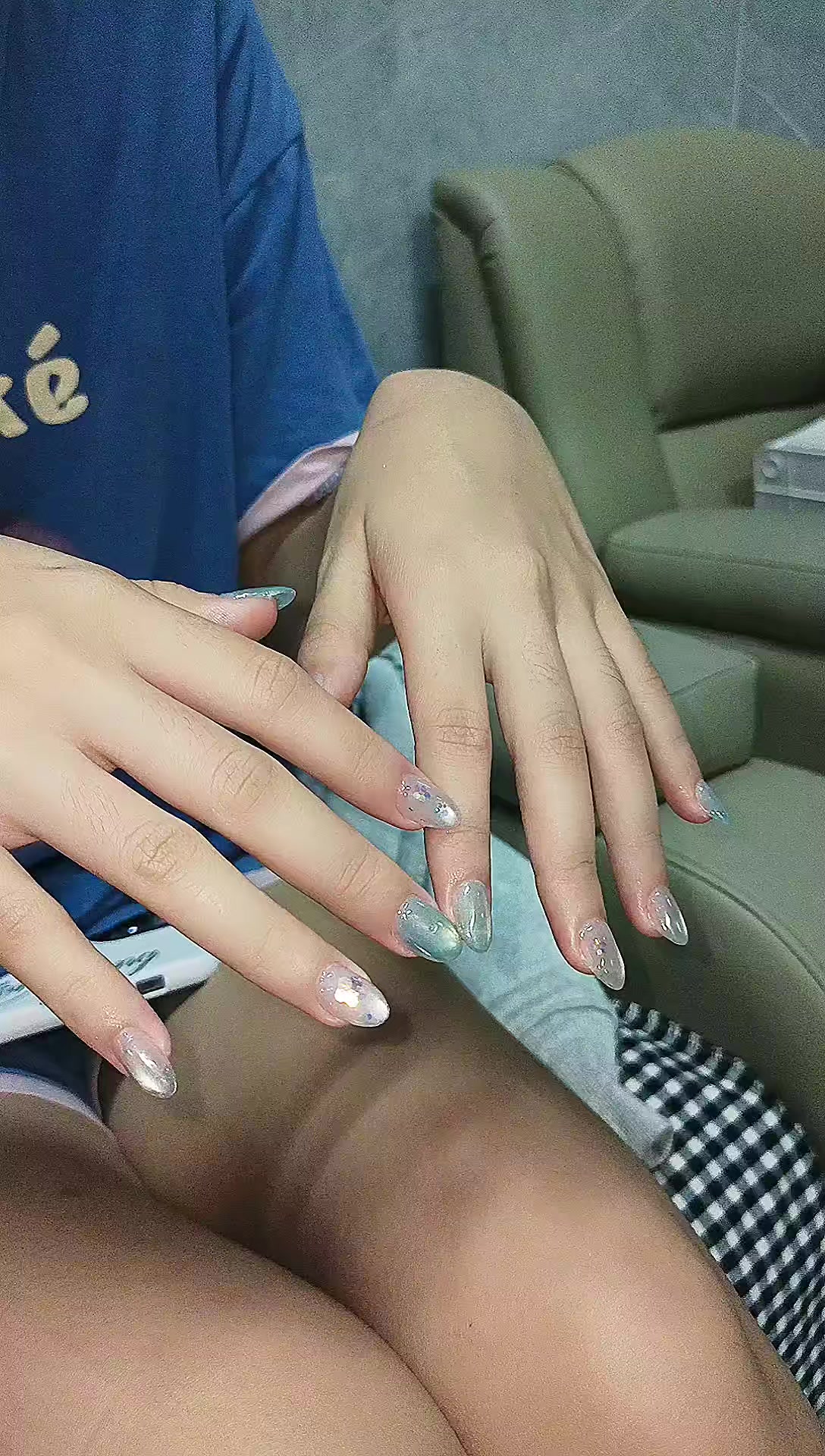 @Hiền Nguyễn 🐉