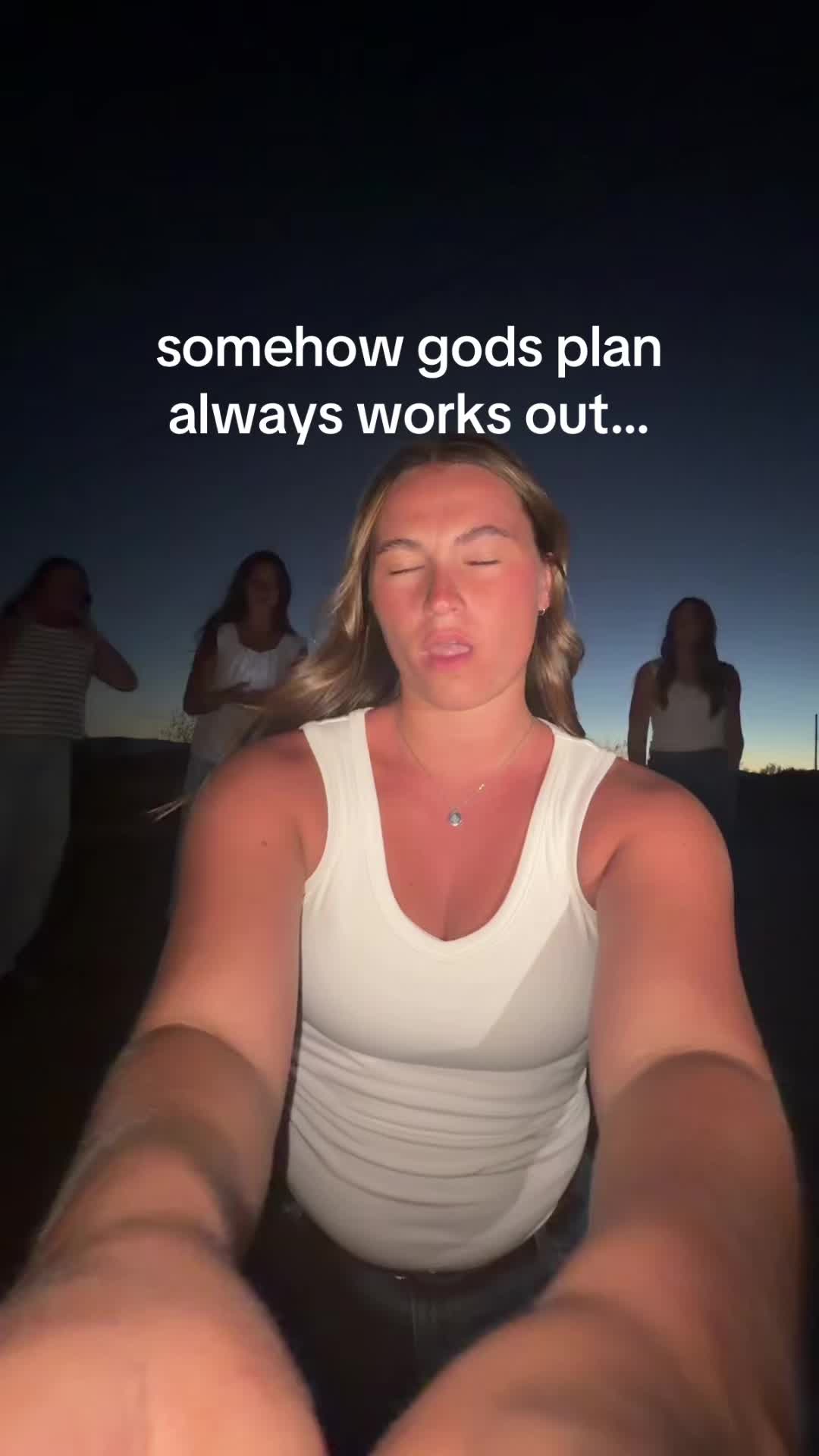 @chloesaylin