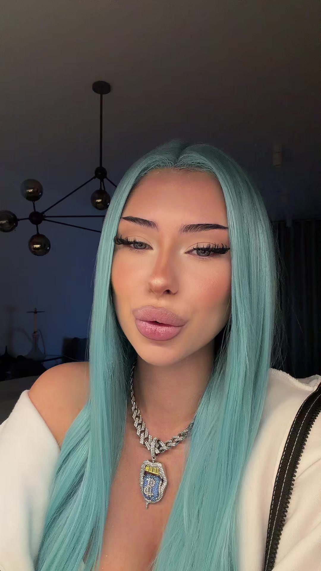 @Syndii69