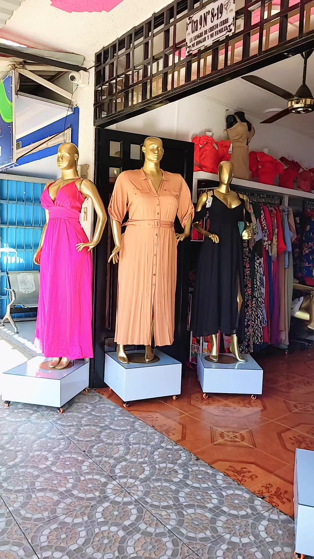 @Curvyfran boutique