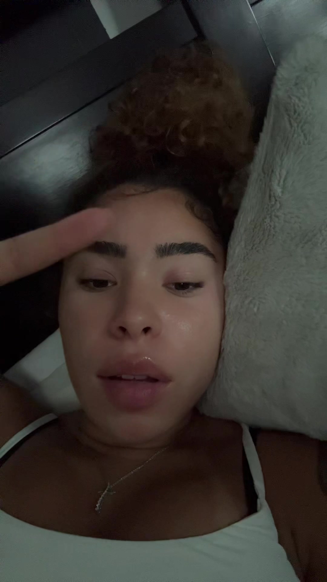 @Bella