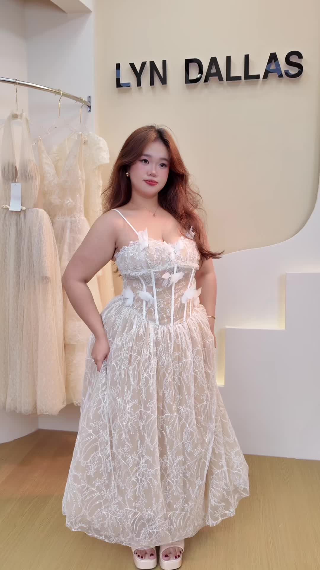 @KhảÁidangiu