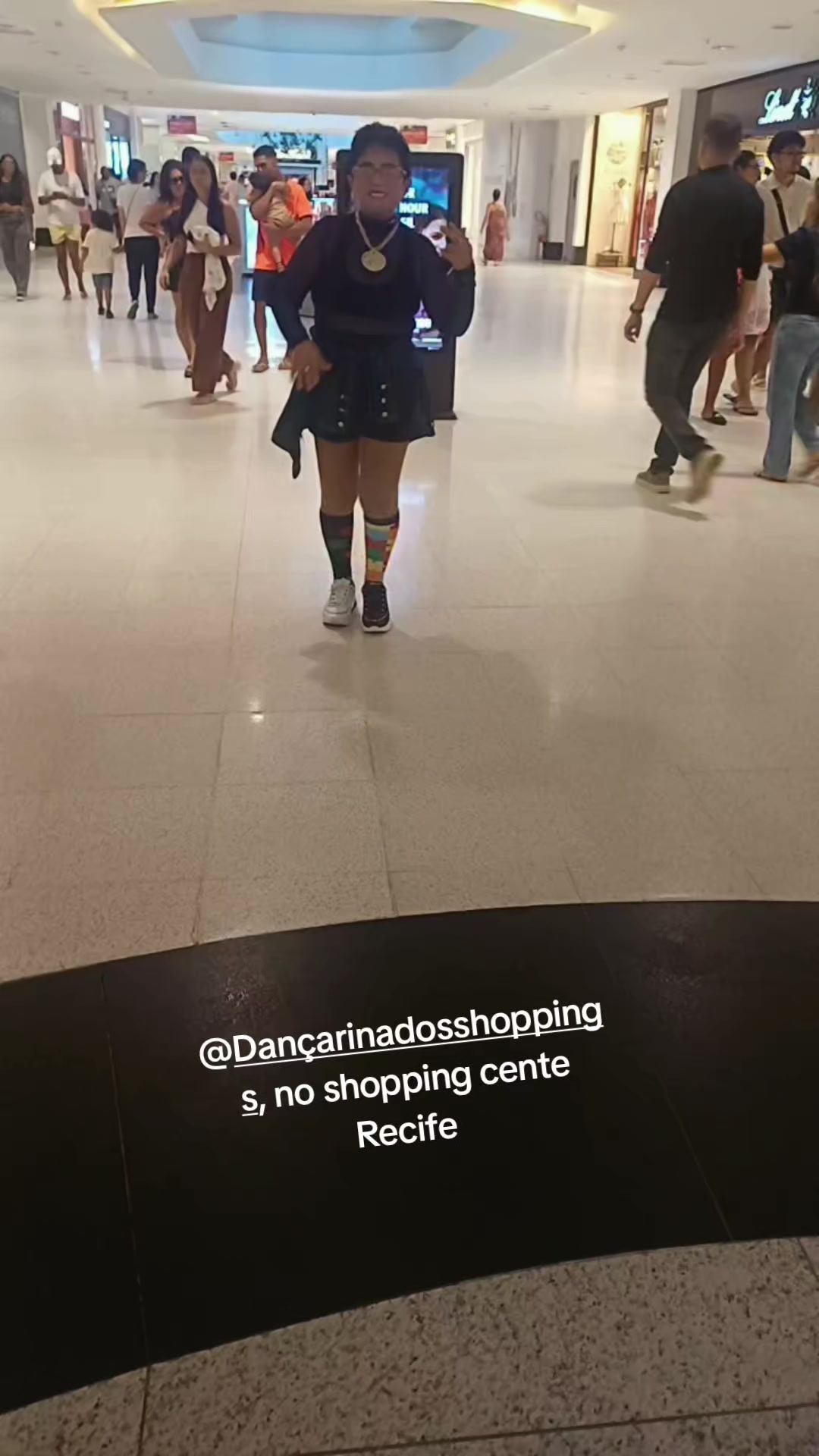 @Dançarina dos shoppings