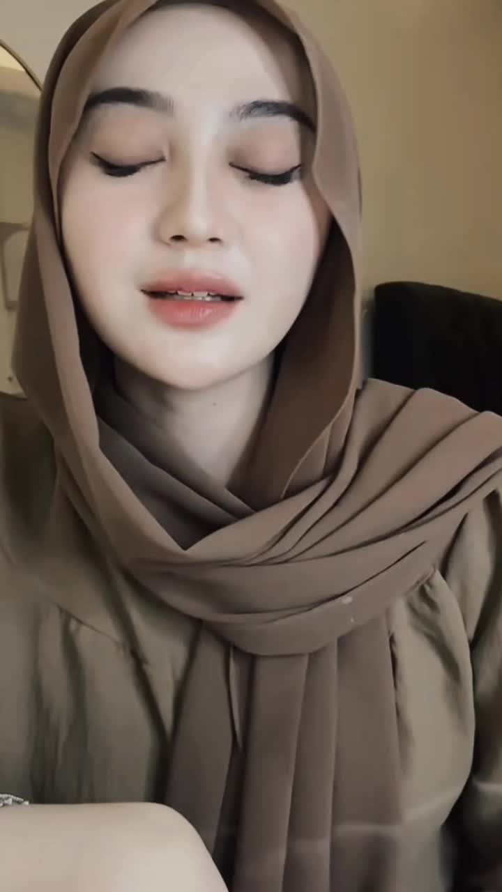 @فتاة جميلة