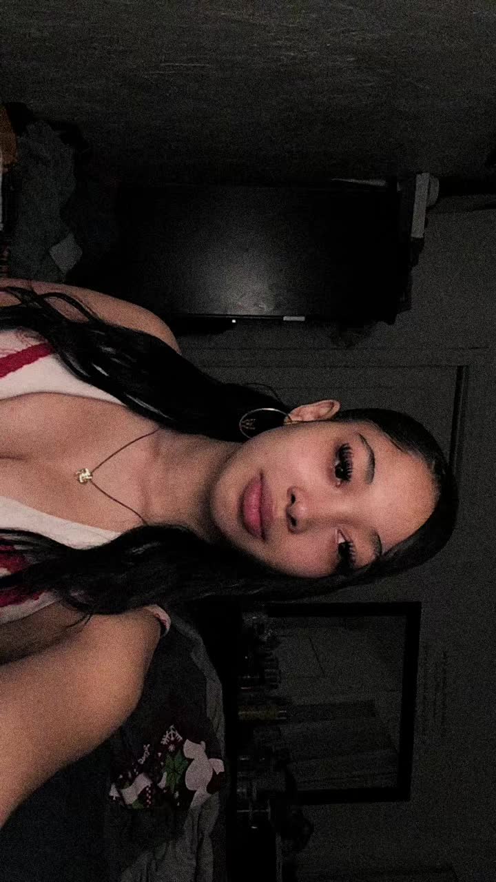 @twin_itsmariah