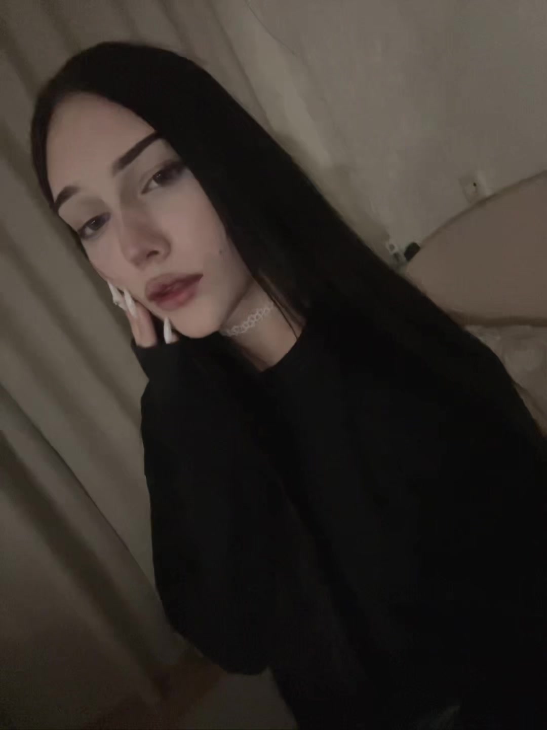 @༺༒༻