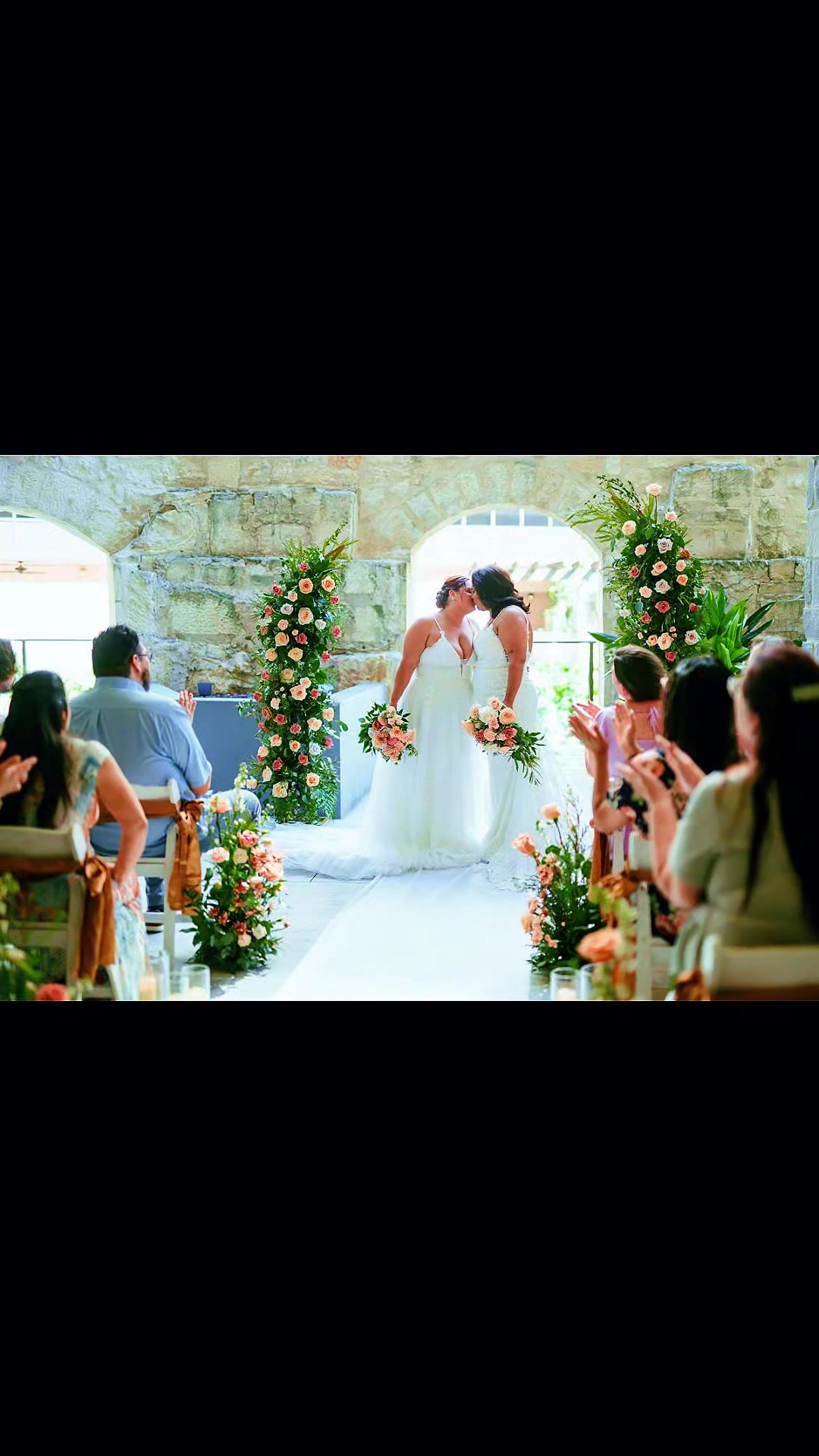 @TexasWeddingGuide
