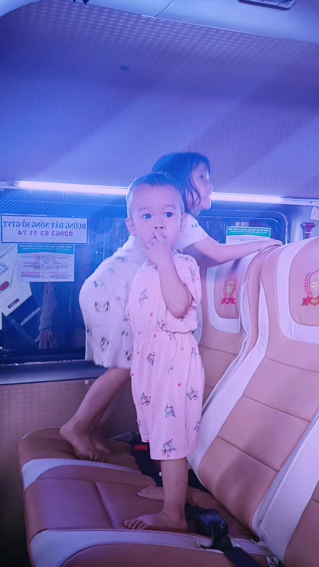 @Nhà Xe Tấn Tài An Giang