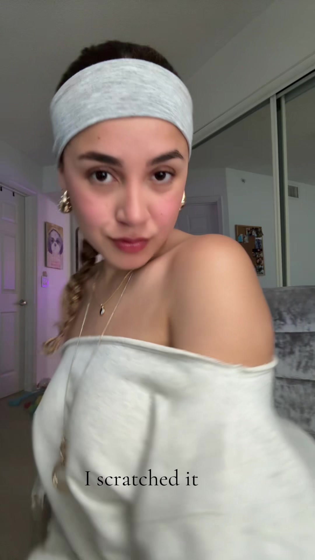 @<3