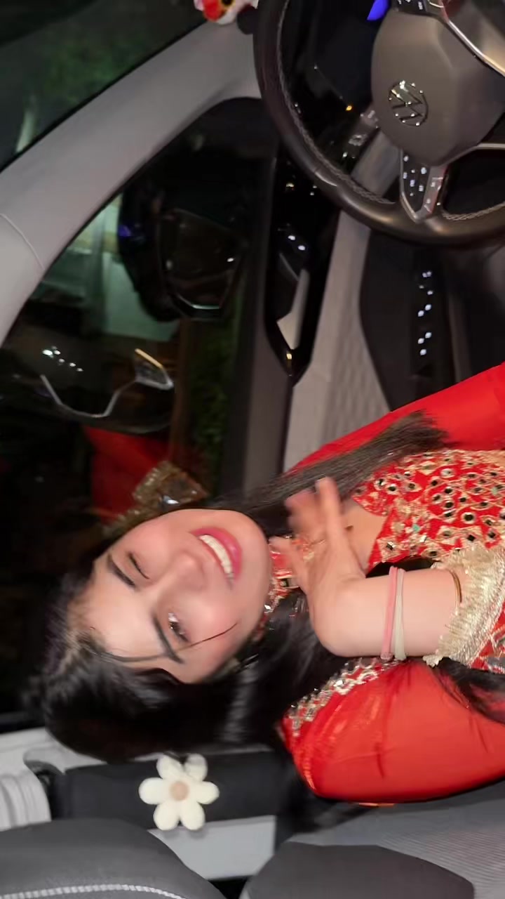 @Anjali JAATNI