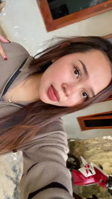 @YulianaLarasati