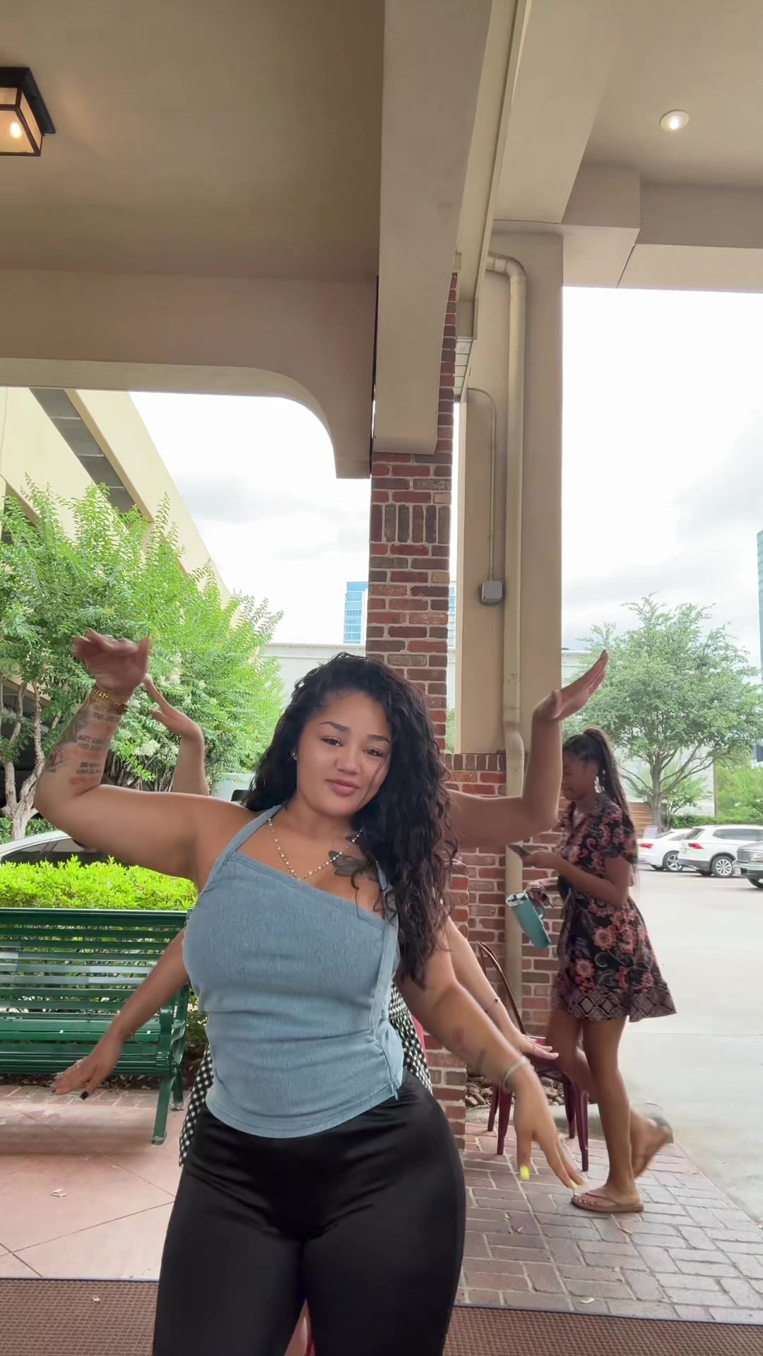 @Daysidukesho