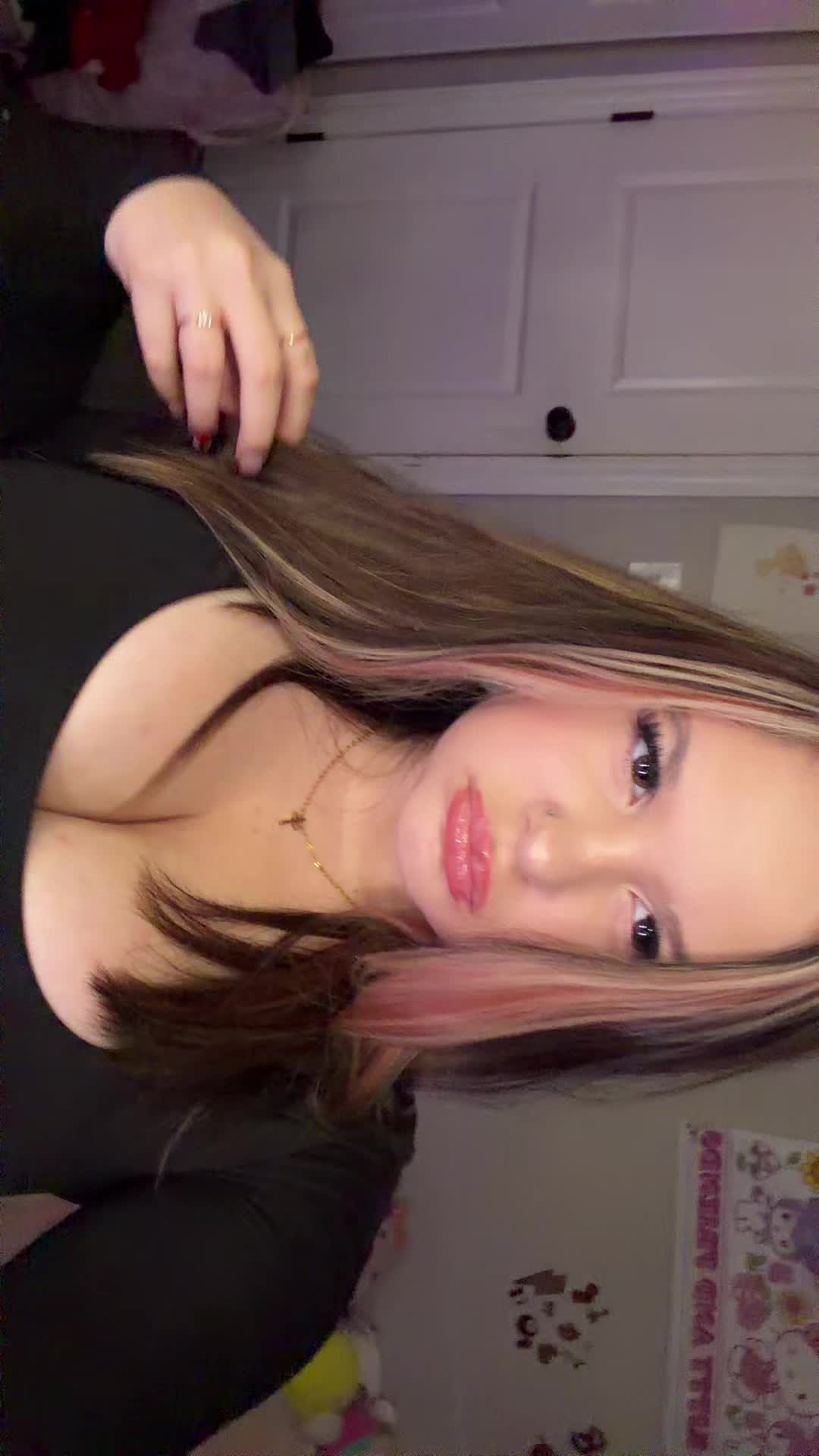 @Raelynnnnnn 💋🙈🌺