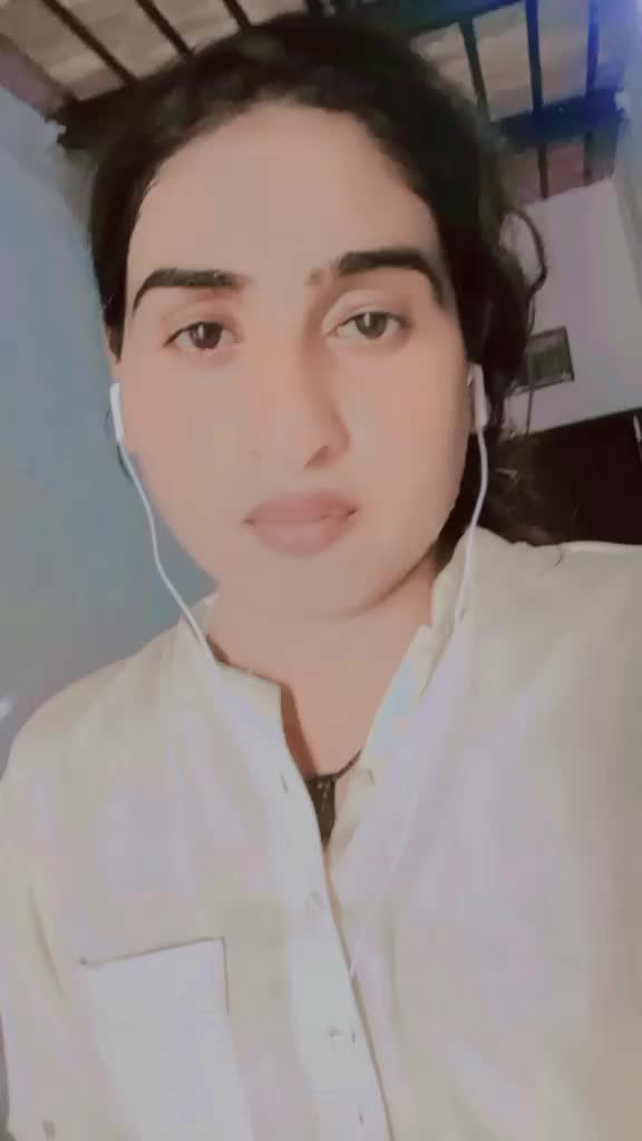 @Gurri madam 🤫🤫🤫