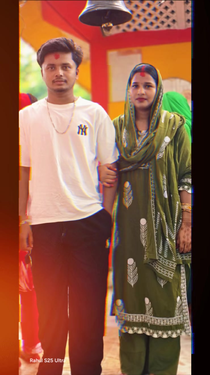 @Aashuuu🦚💫