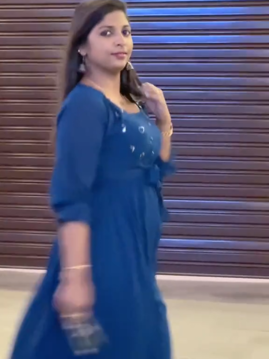 @𝓲𝓽𝓼 𝓶𝓮 julie🥰