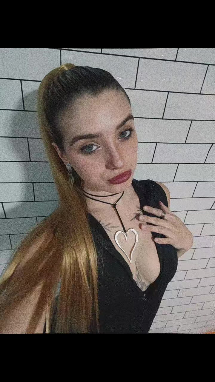 @Trinii Moreno