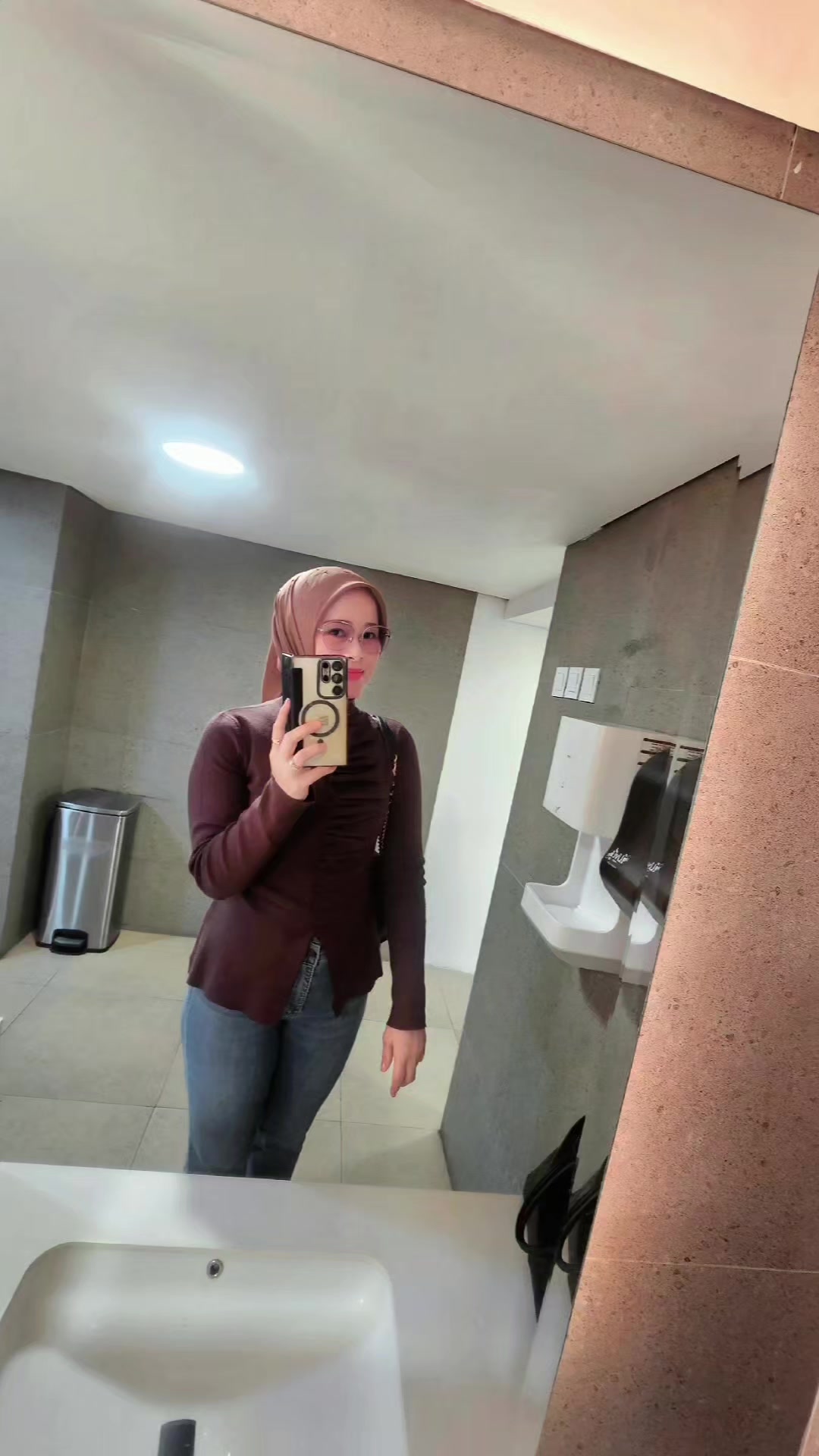 @Lya_Willya