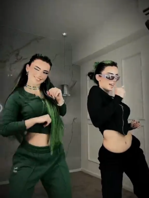 @KREETROX