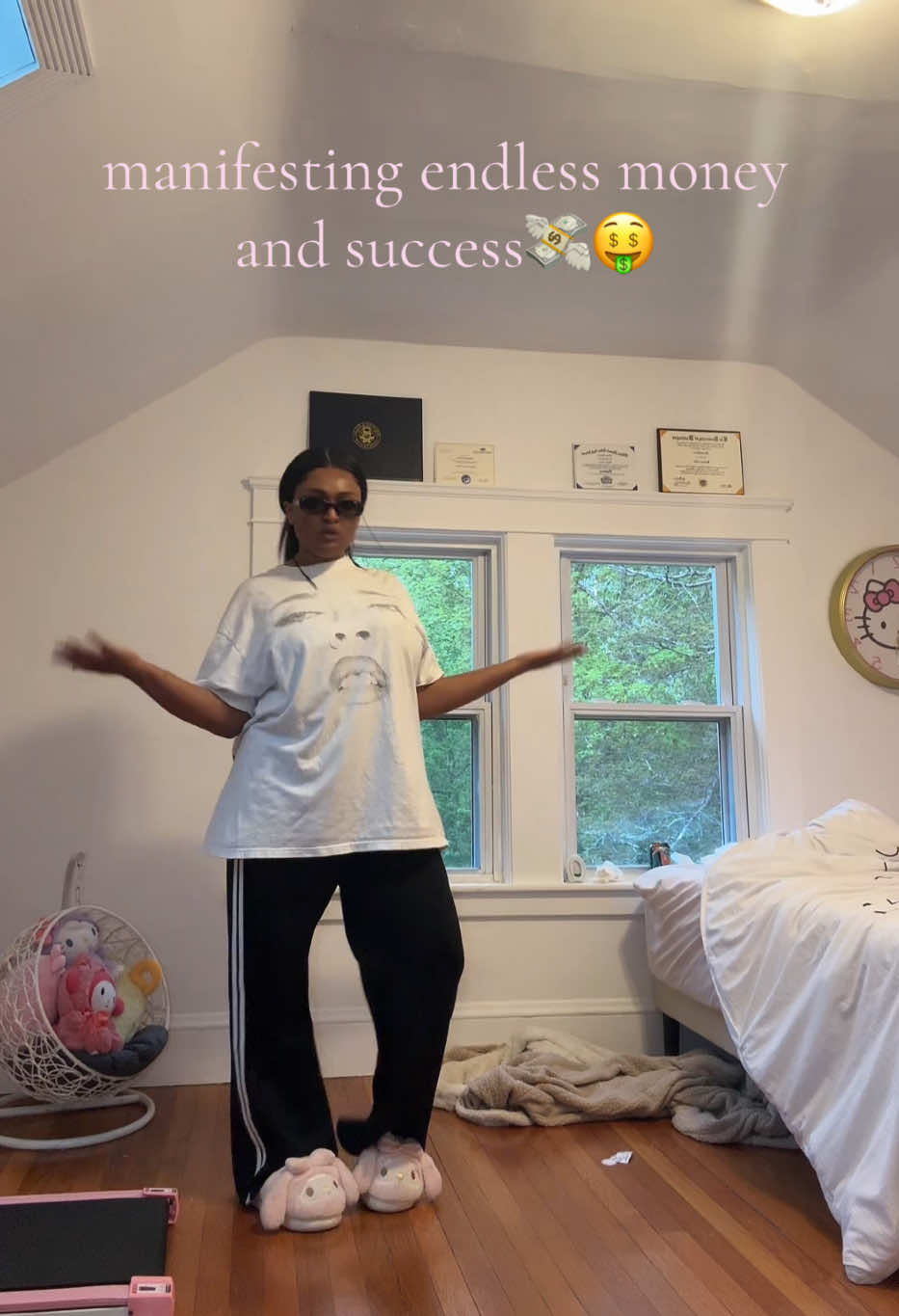 @MANUELA