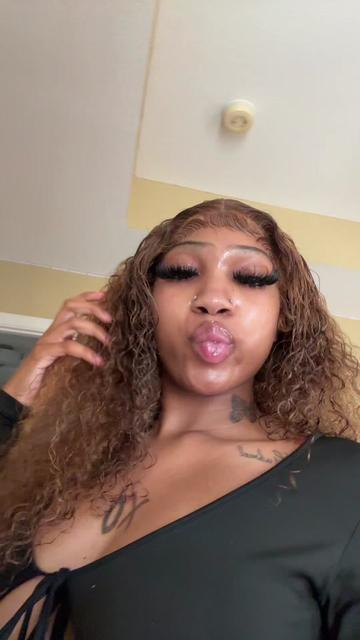@💋