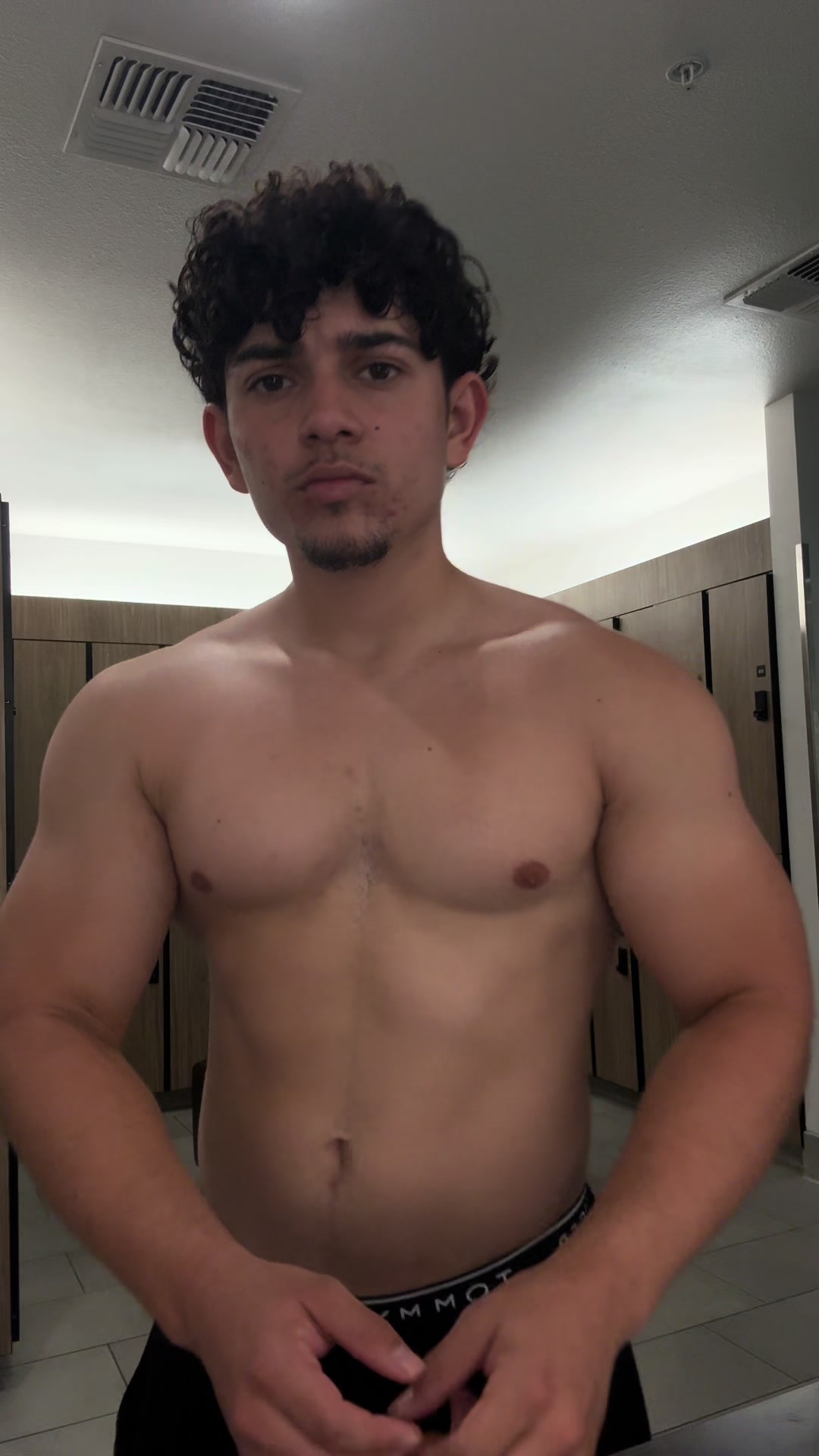 @jonnygoesgym