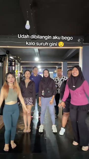 @RizkyRizQueen