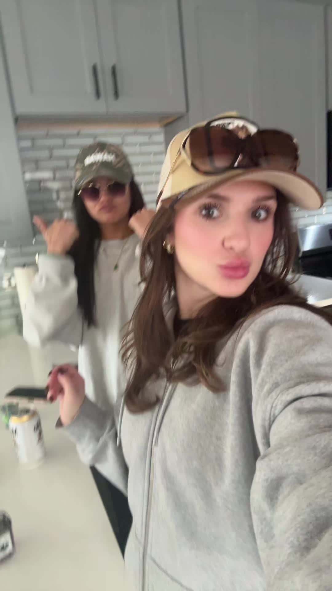 @lily