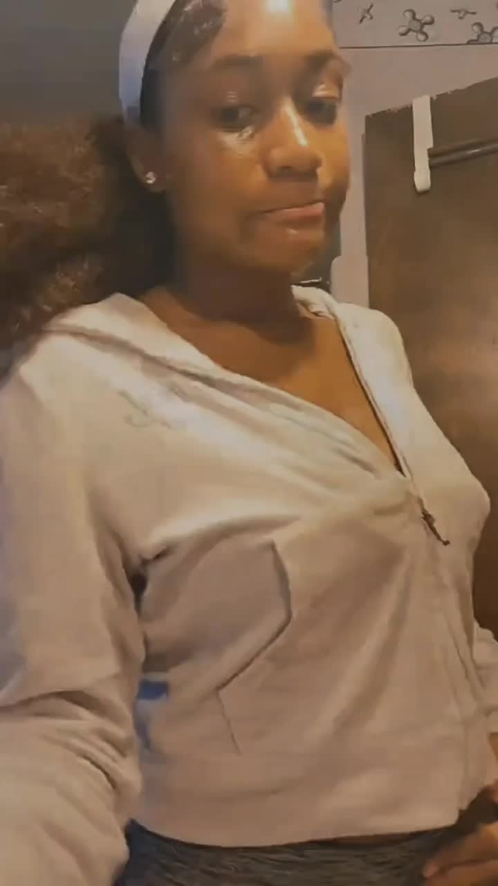 @Exclusive_Arieee