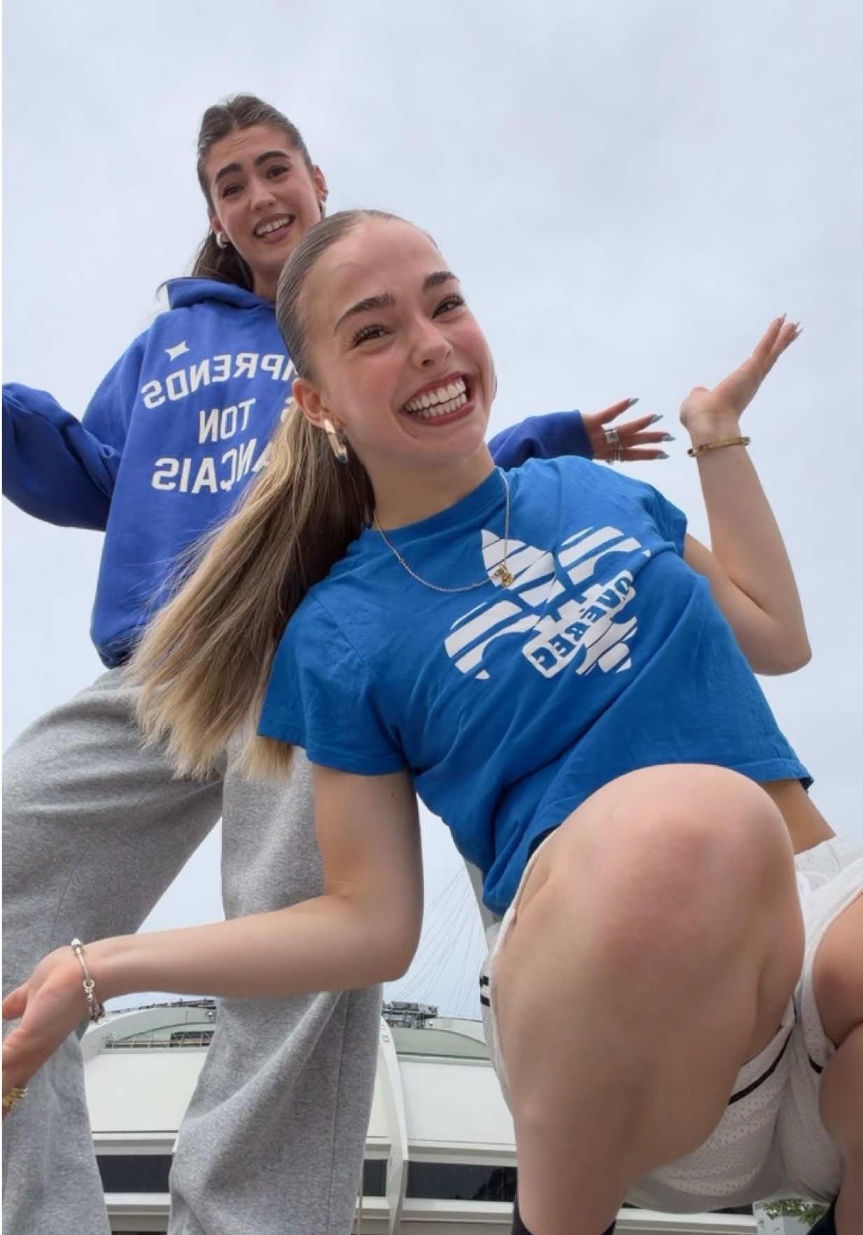 @Beginsisters Official