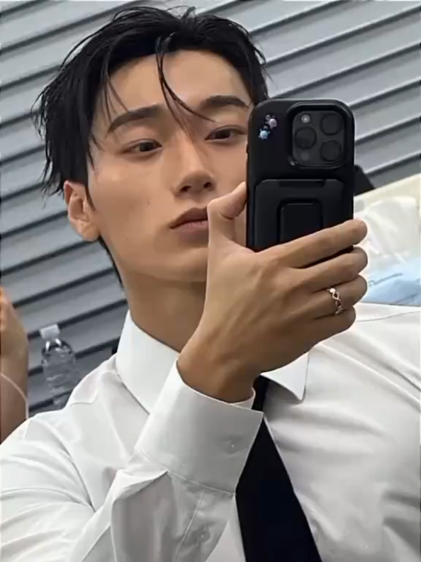 @Fan Account