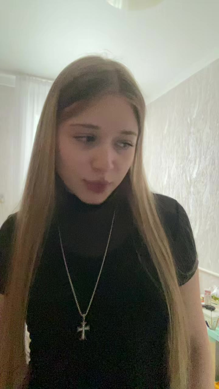 @пупс<𝟑