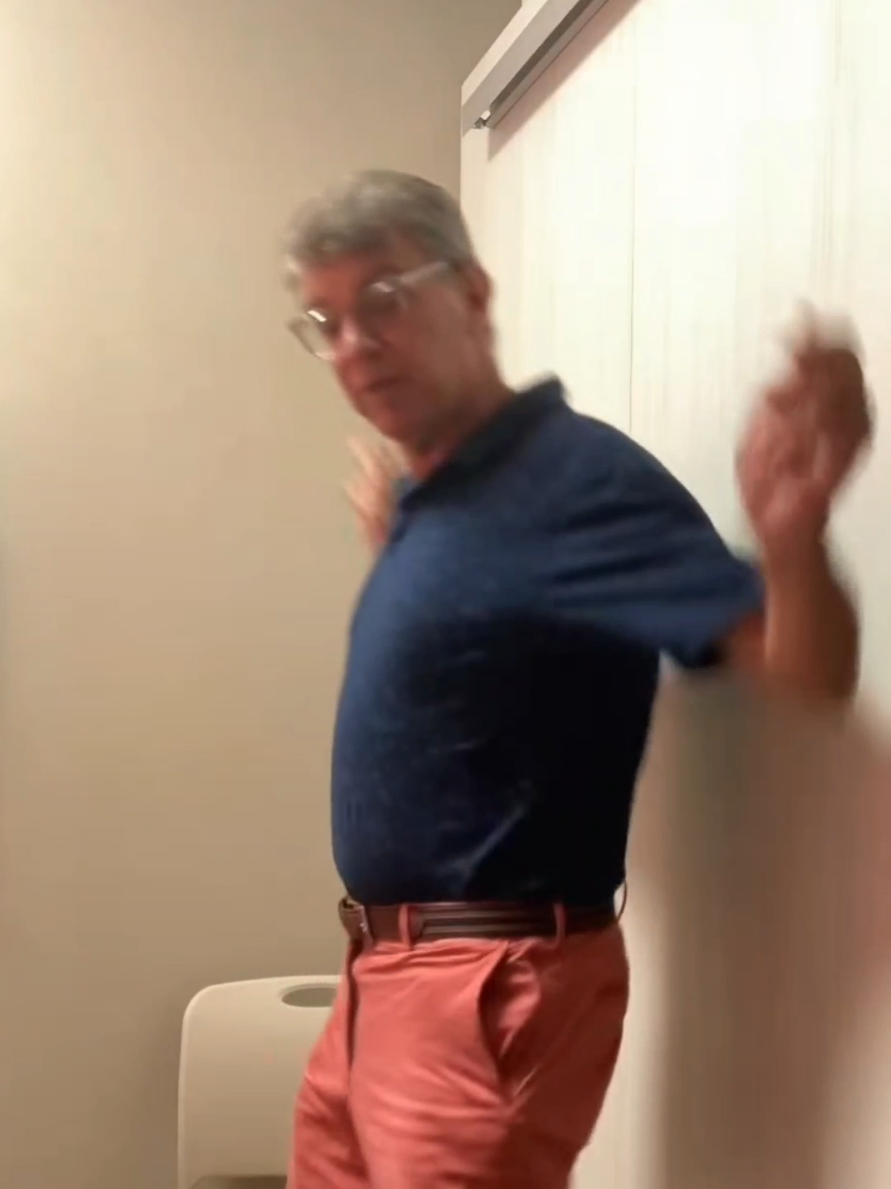 @weirdtvcringe