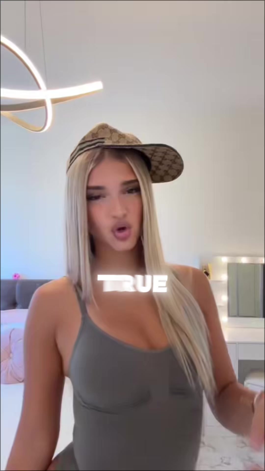 @DOLPHIN EDITZ