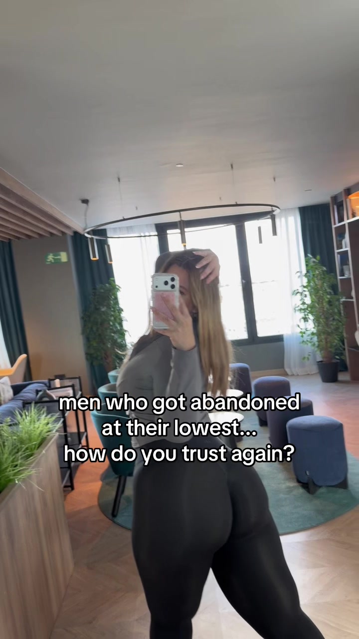 @Emma🦋