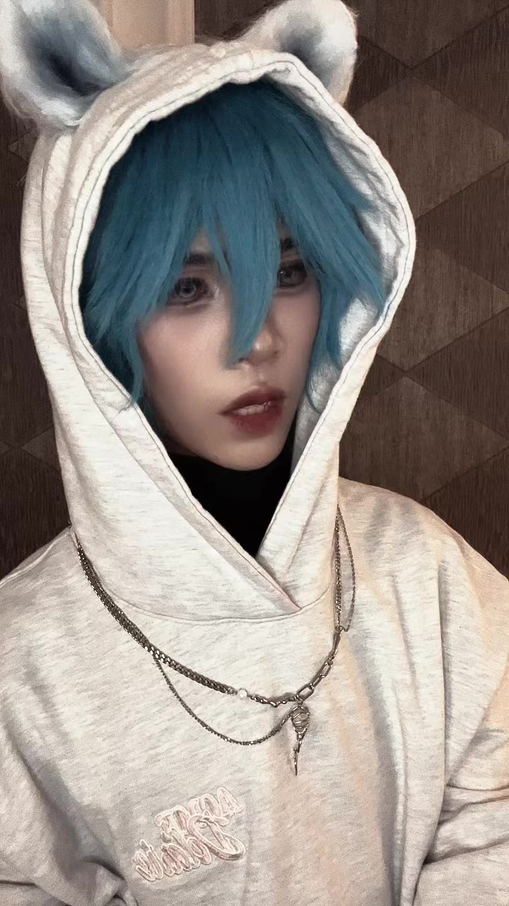@☣︎「 CΔLX 」☣︎