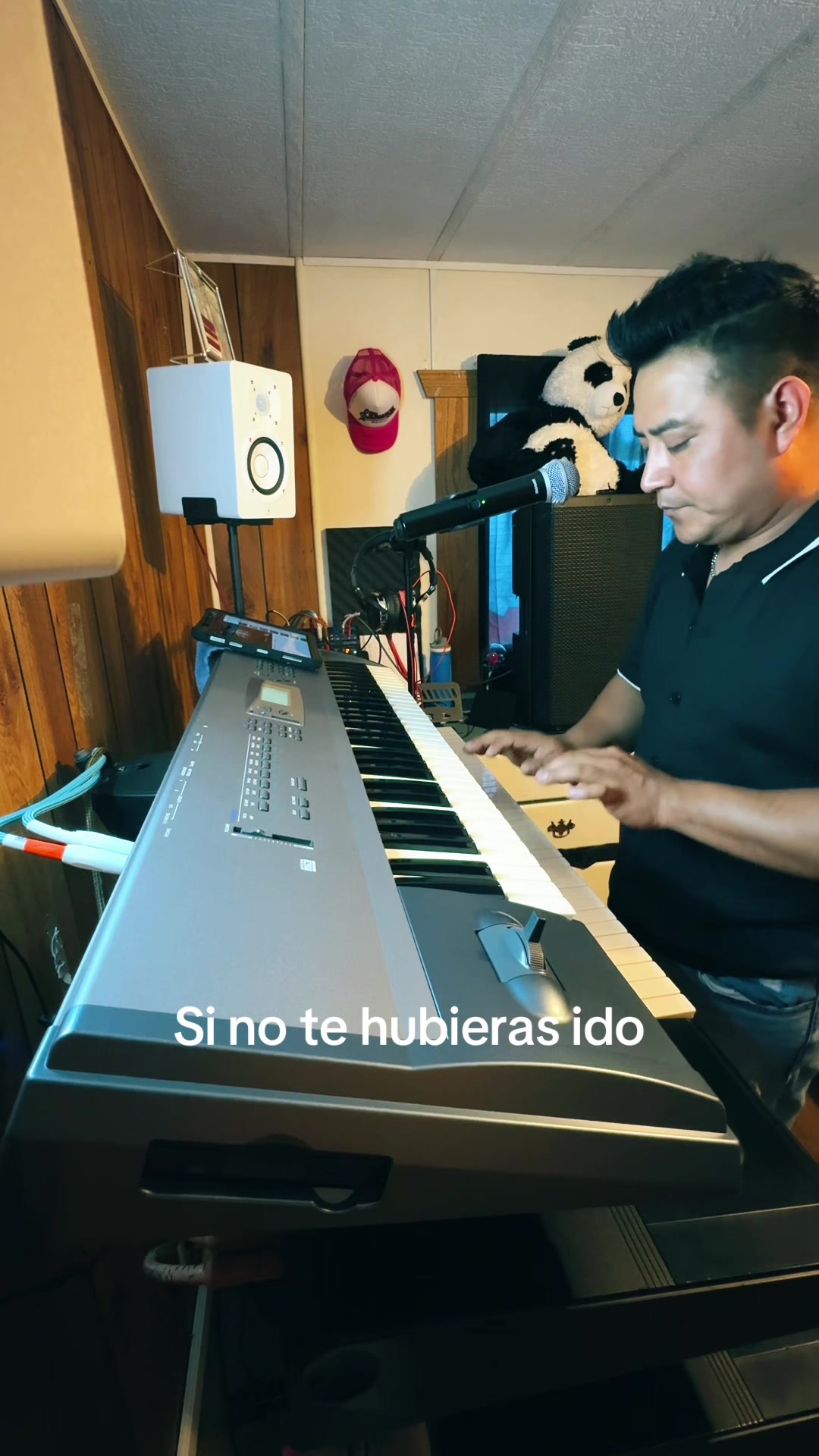 @LEO  TECLADISTA