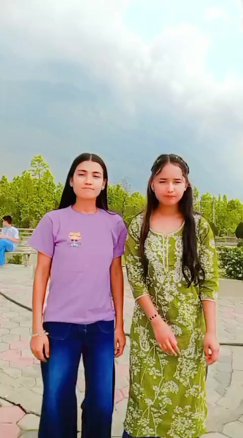 @Sa_ni❤️😘