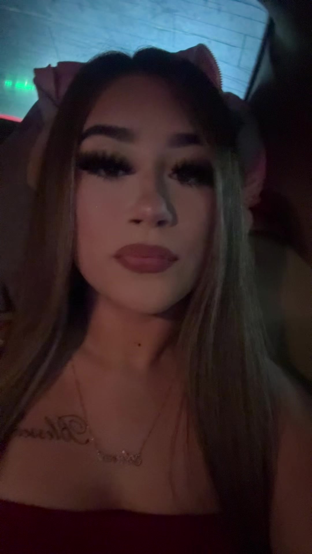 @anna